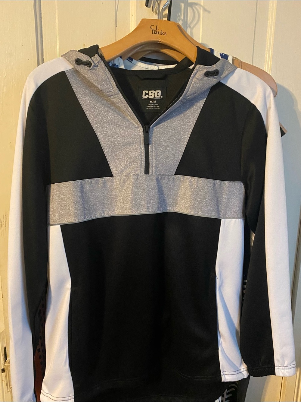 Men’s Black, White & Gray Zip-Up Hooded Sweater